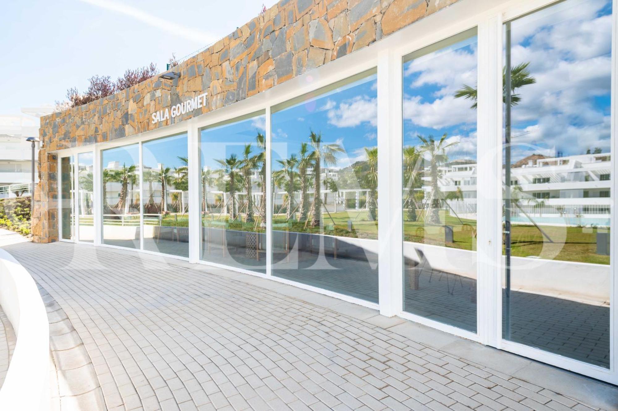 With Parking, Gym & Terrace By Rems Appartement