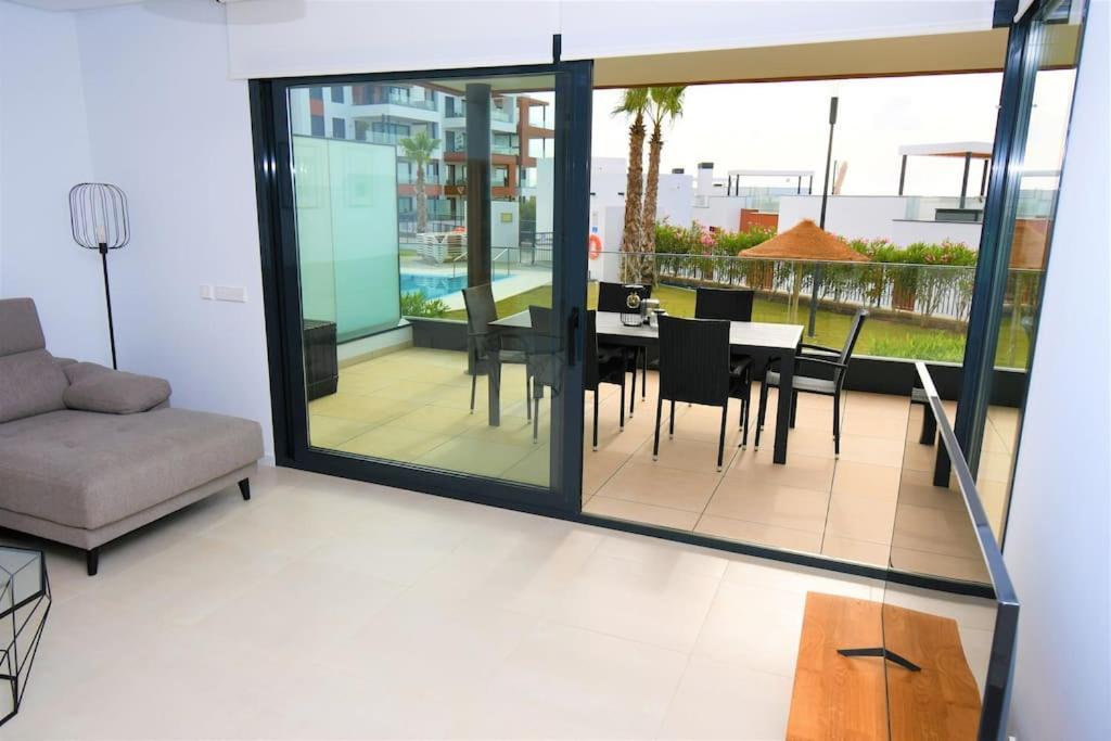 Apartment Casa Kerr - Luxury Apt - Sleeps 9 - Los Boliches