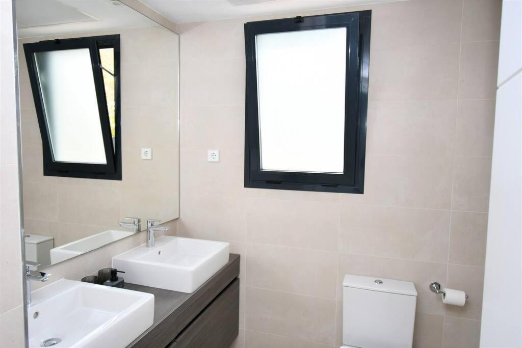 Apartment Casa Kerr - Luxury Apt - Sleeps 9 - Los Boliches