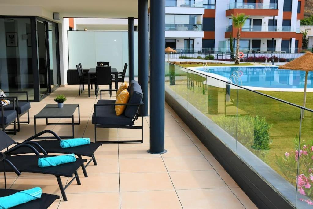 Casa Kerr - Luxury Apt - Sleeps 9 - Los Boliches *