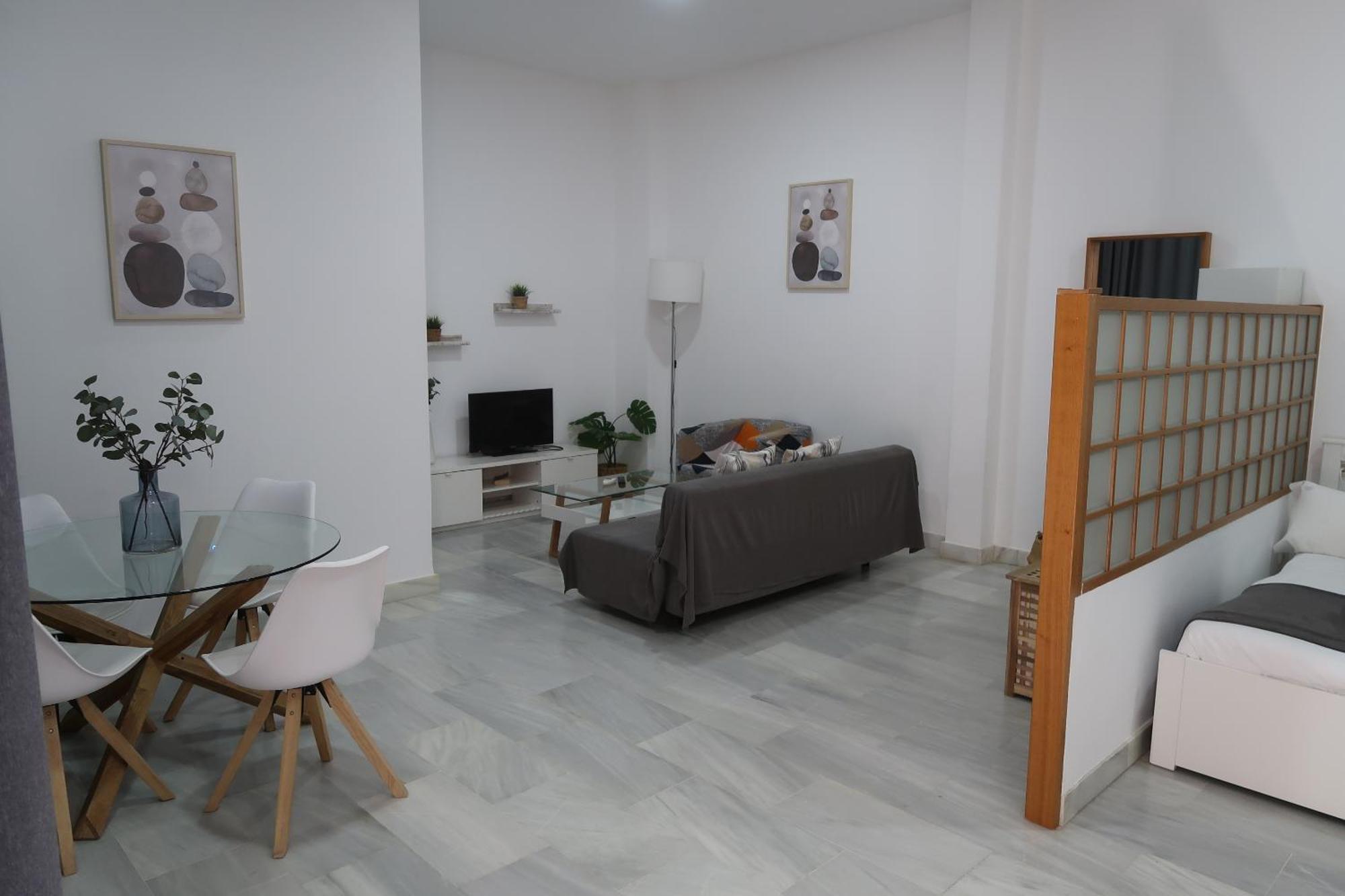 Apartment J & E Center
