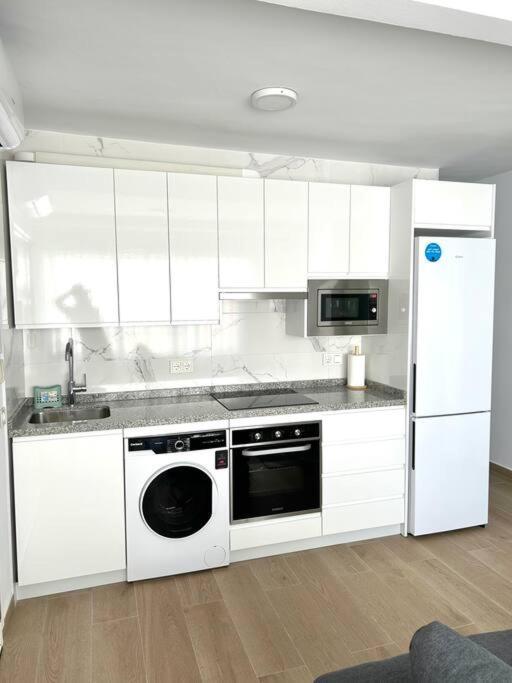 Apartment Beautiful & Shiny Malaga