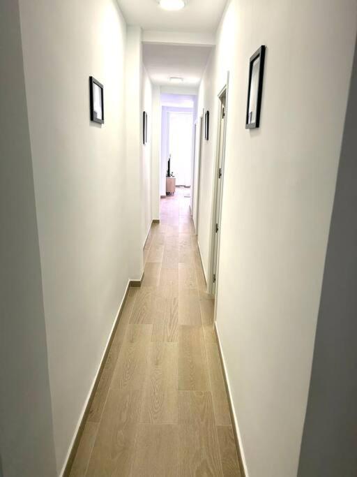 Beautiful & Shiny Apartment *