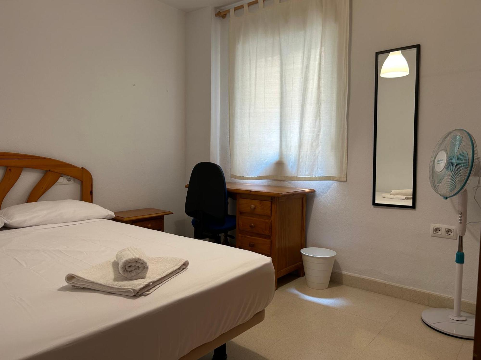 Apartment Garden Teatinos, Con Piscina Y Ac Malaga