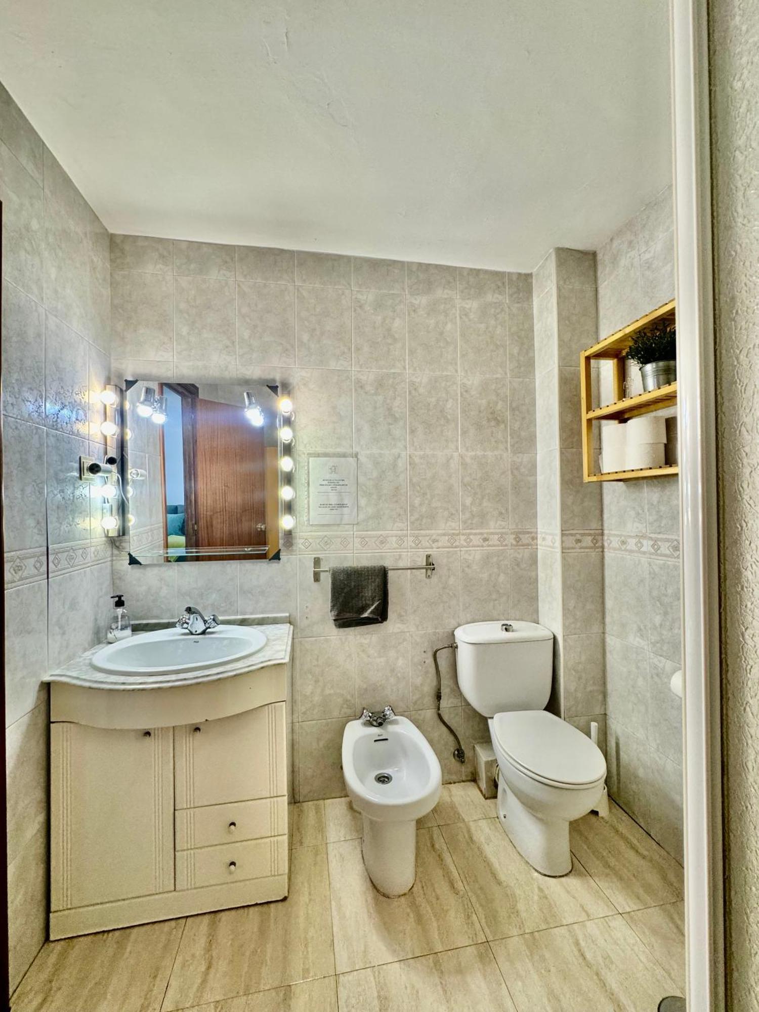 Acogedor En Apartamento *