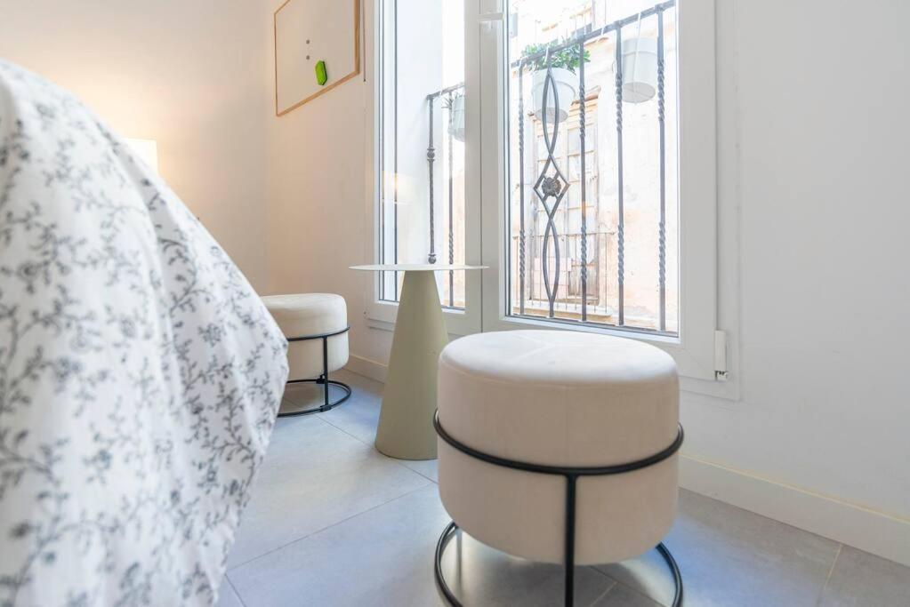 Apartment 3 Bedroom Flat In Historic Centre Málaga