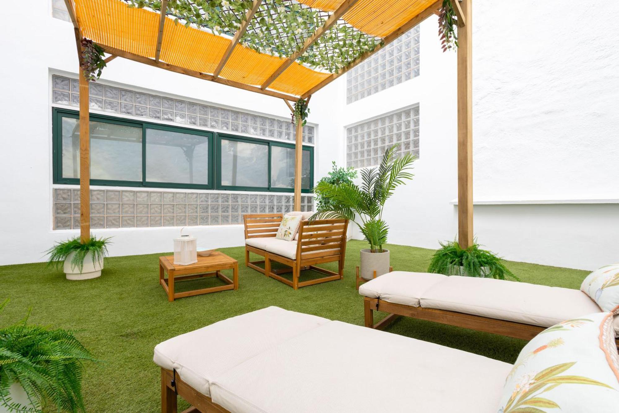 C30 Deluxe Studio With Terrace Into Cathedral Square Appartement