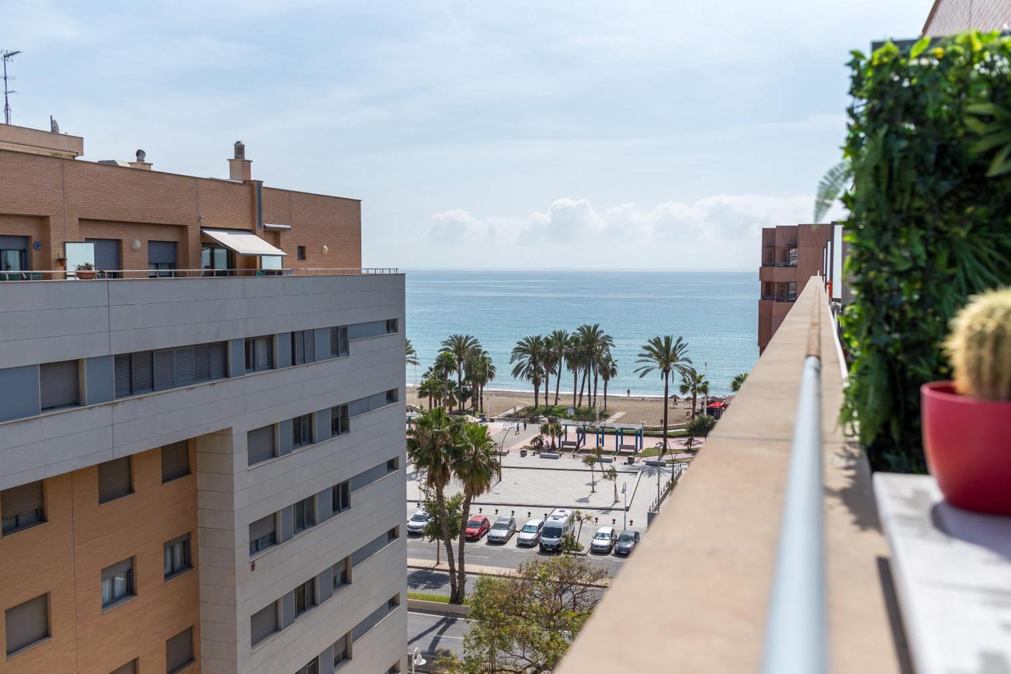 Apartment Atico Con Terraza Y Vistas, Parking Gratuito Málaga