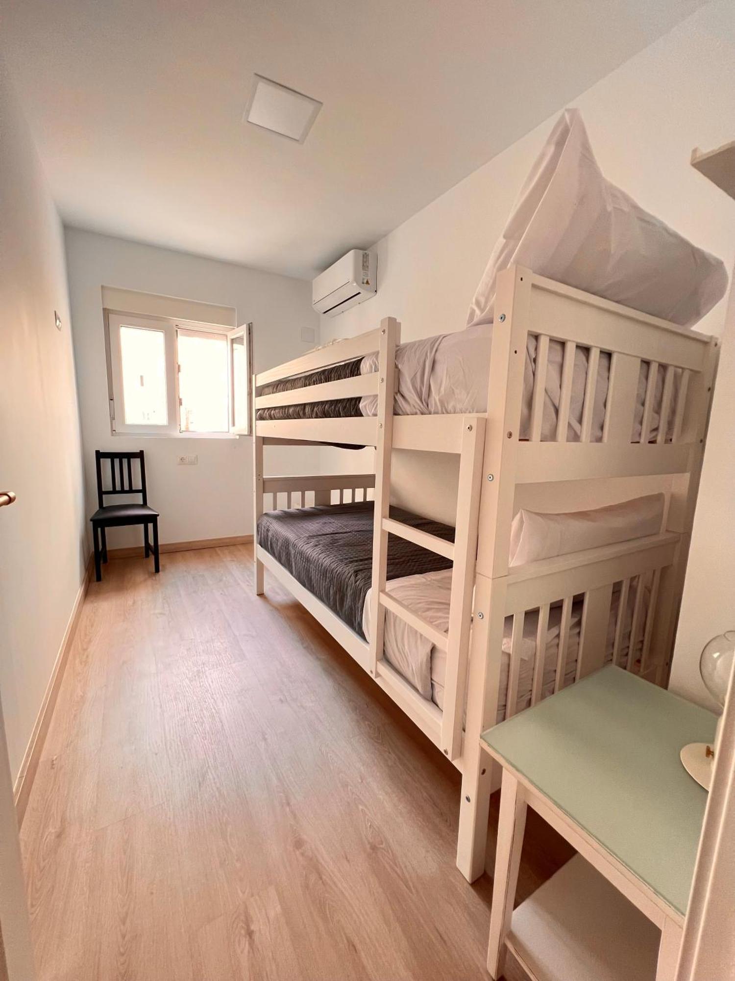 Apartment Gran Ritz Grupos Y Familias Terraza Y Parking Doble Malaga
