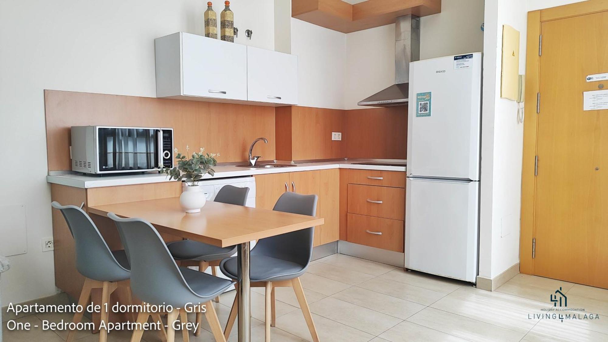 Apartment Living4malaga Superior *