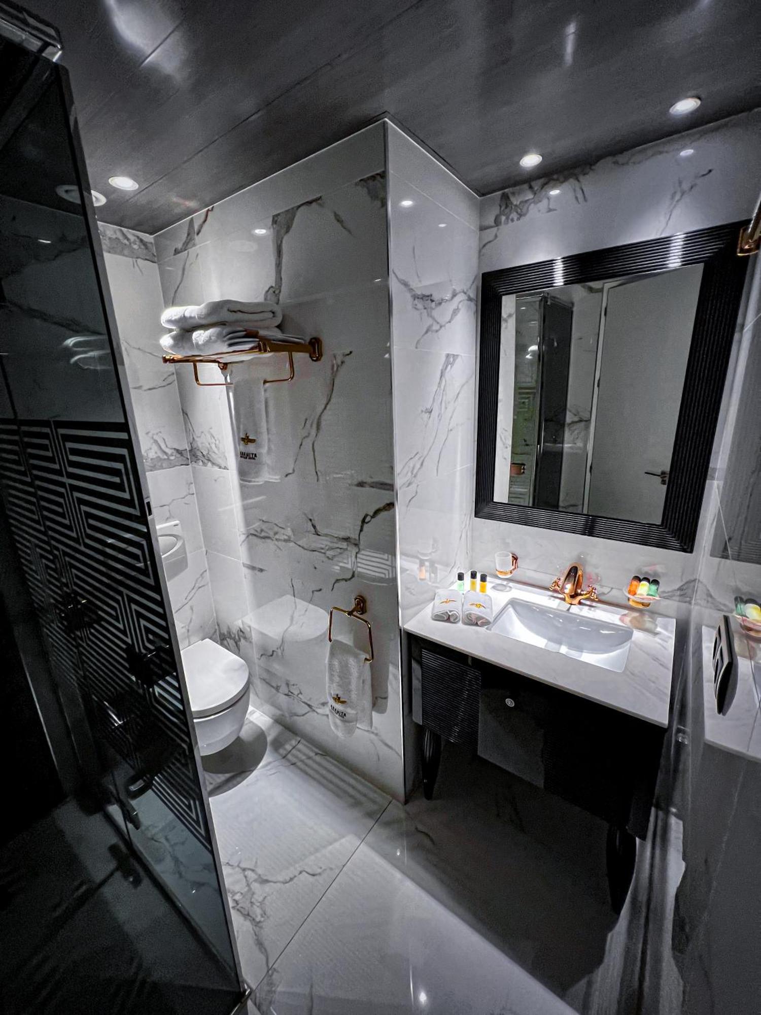 Hotel Anahita Boutique