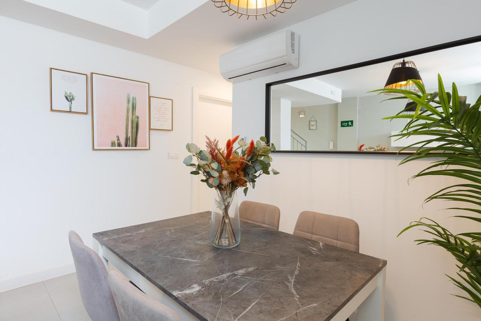 Apartment La Goleta: In The District Málaga