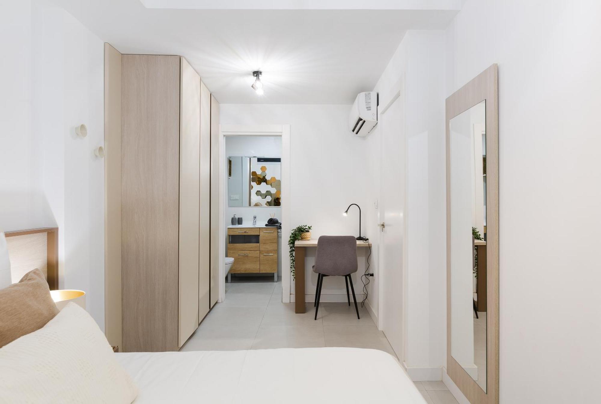 Apartment La Goleta: In The District Málaga