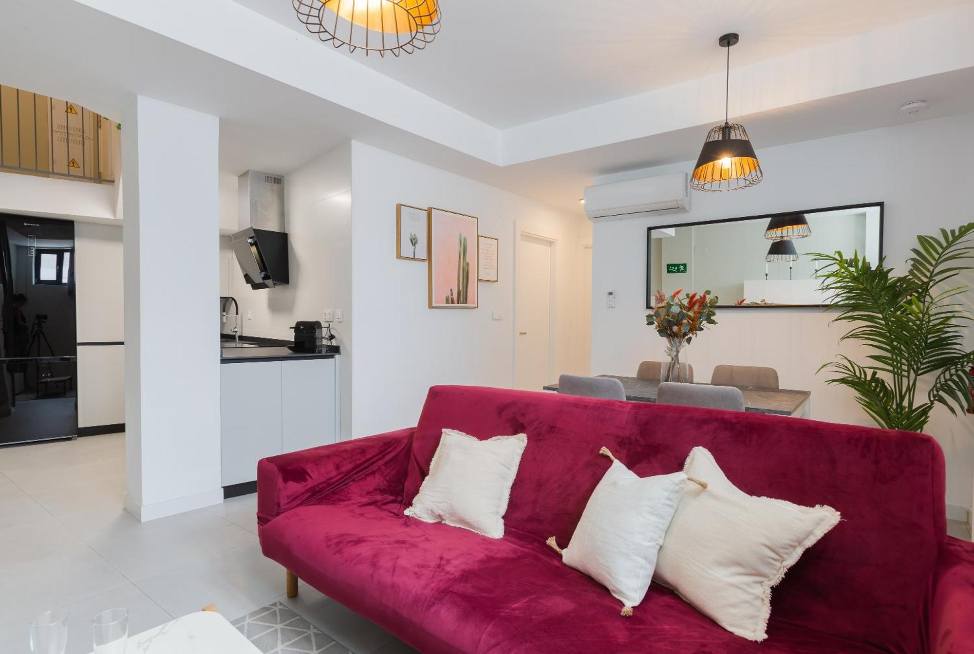 Apartment La Goleta: In The District