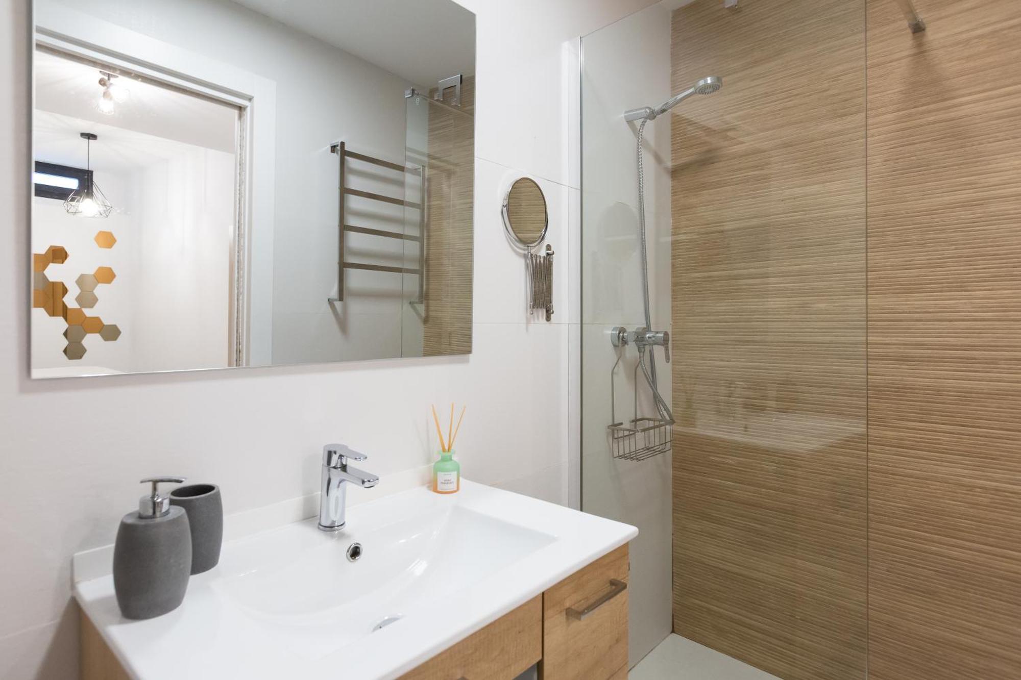 Apartment La Goleta: In The District