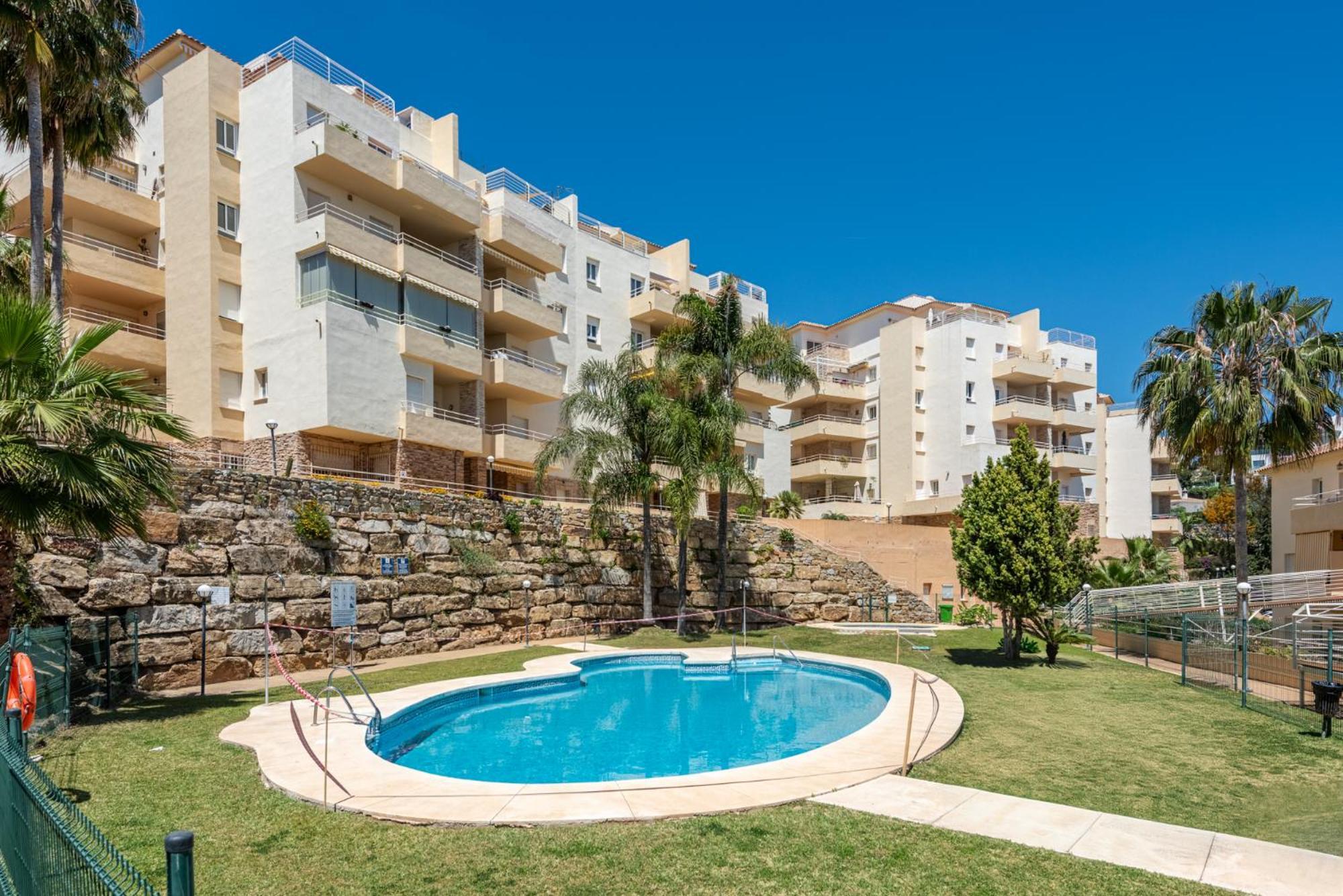 Apartment And Sea View In Riviera Del Sol Malaga