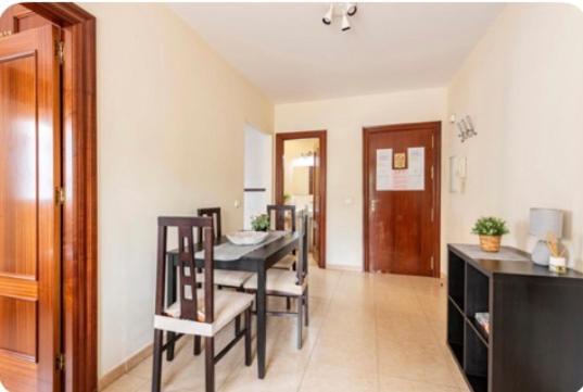 En Primera Linea De Playa El Palo Apartamento *