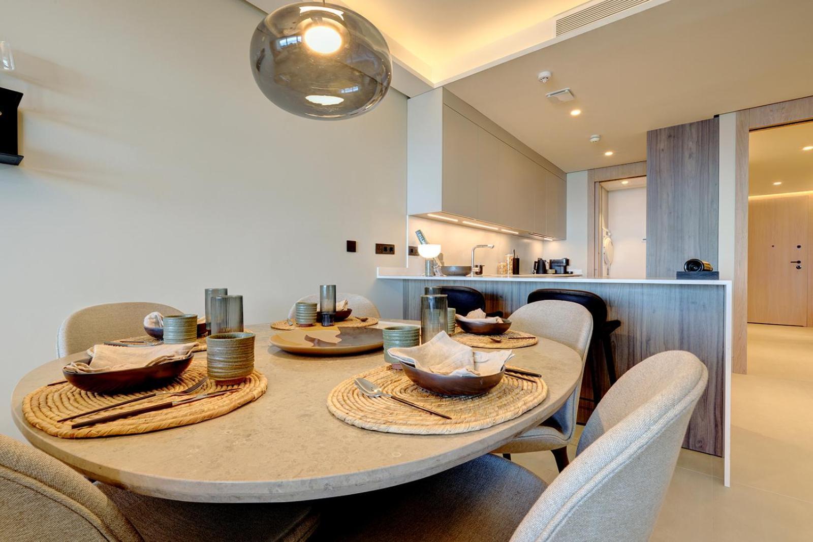 Apartment Luxury Front 2 Bed In Towers