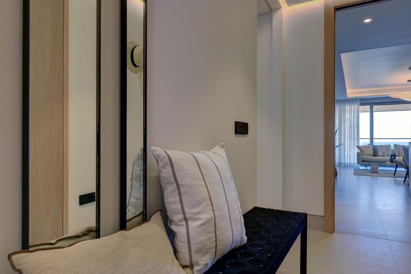 Luxury Front 2 Bed In Towers * Malaga