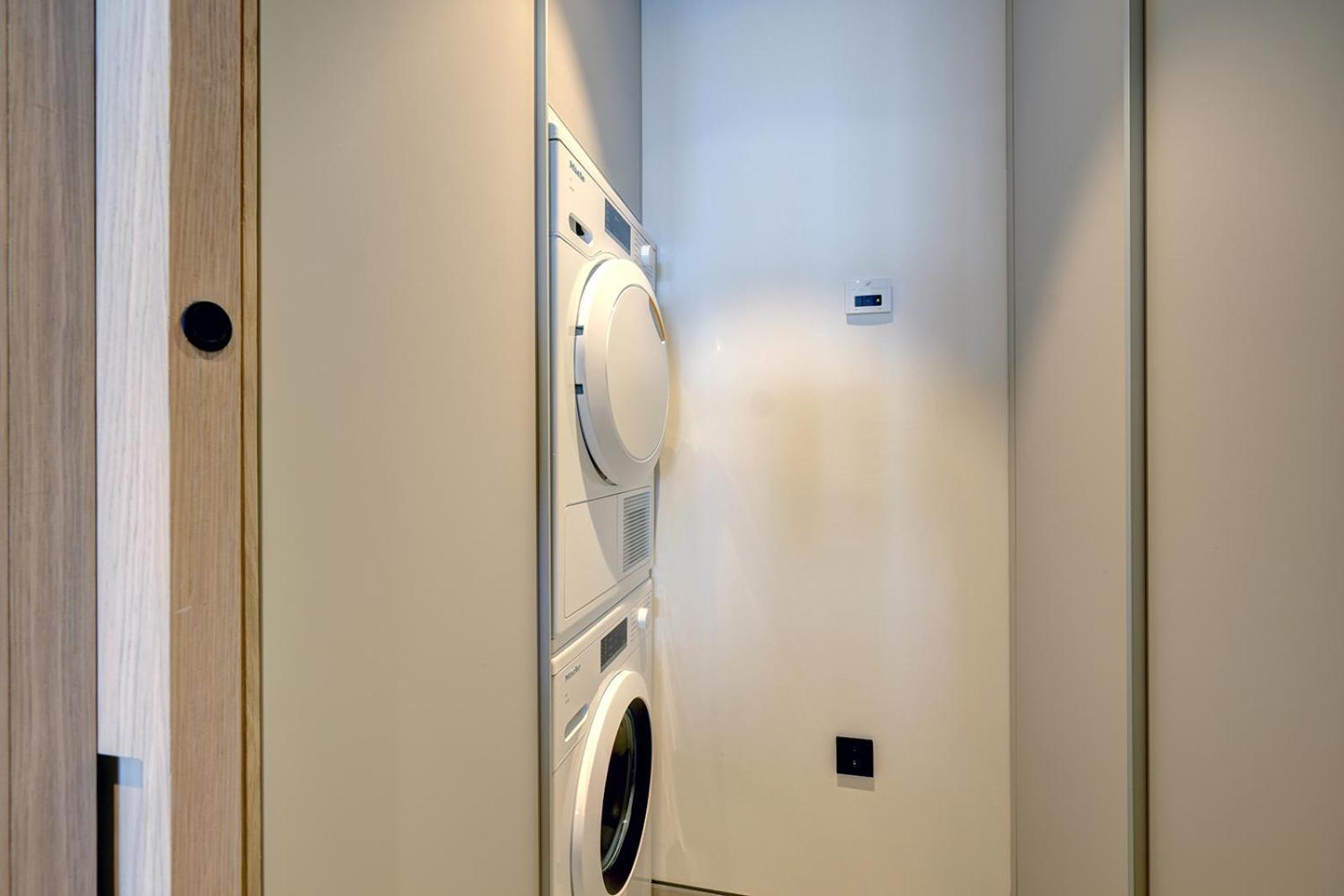 Apartment Luxury Front 2 Bed In Towers