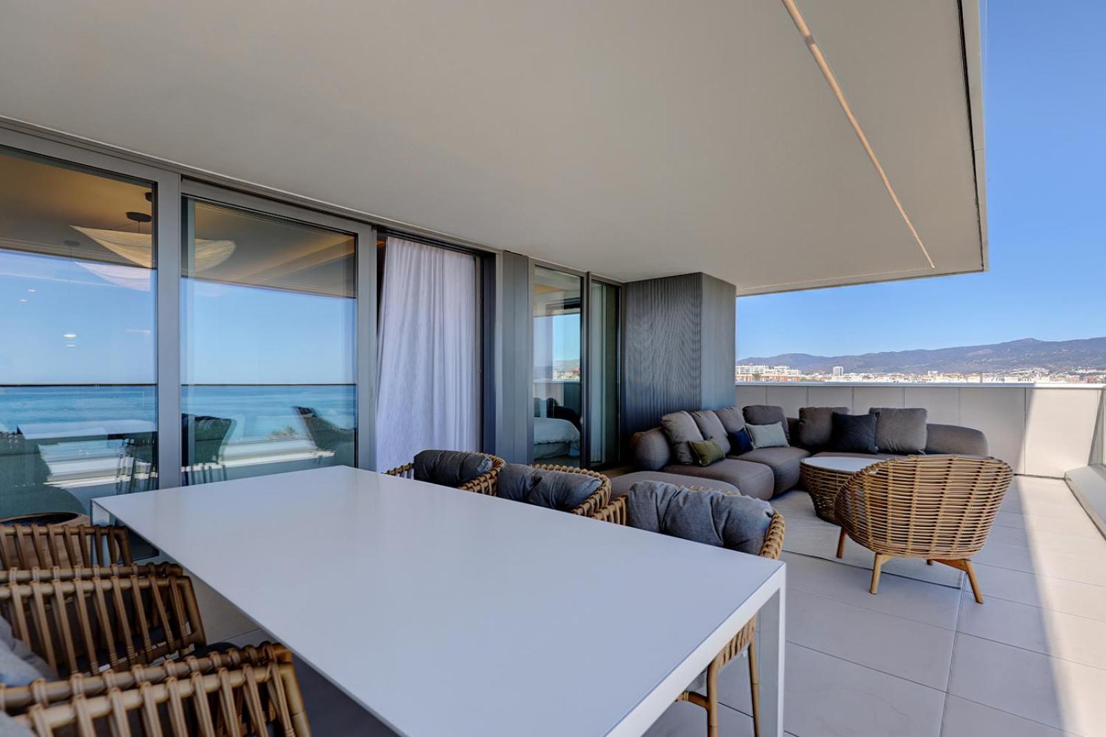 Apartment Luxury Front 2 Bed In Towers