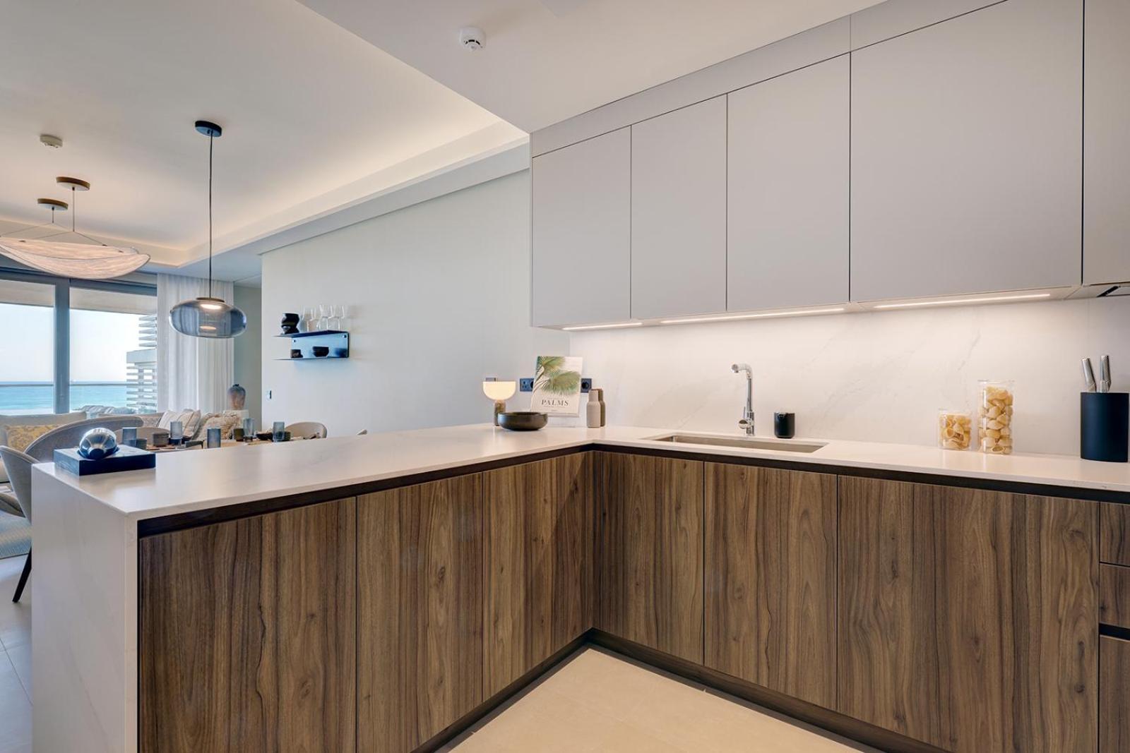 Apartment Luxury Front 2 Bed In Towers *