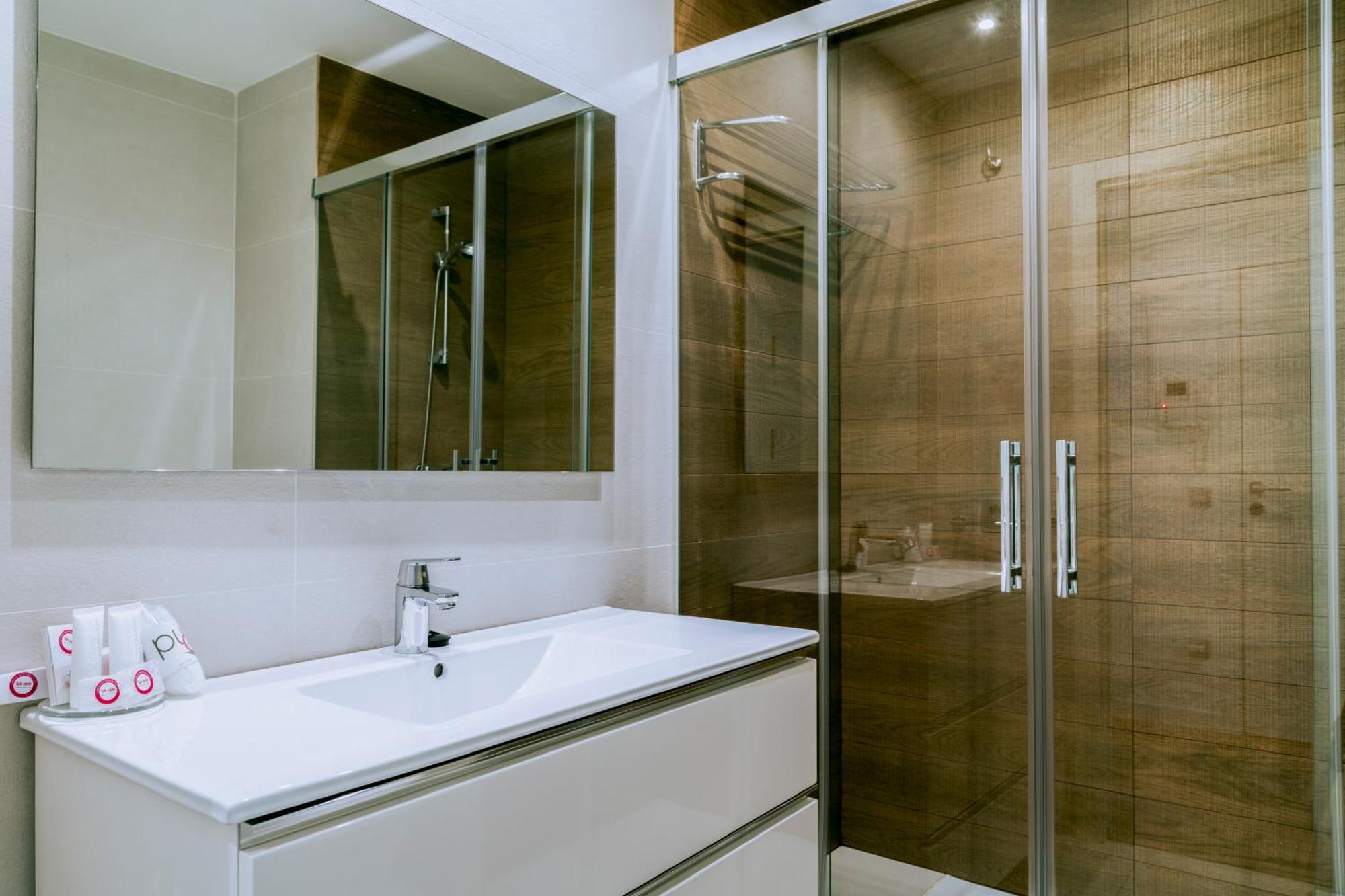Caleta Homes - Pompidou * Malaga