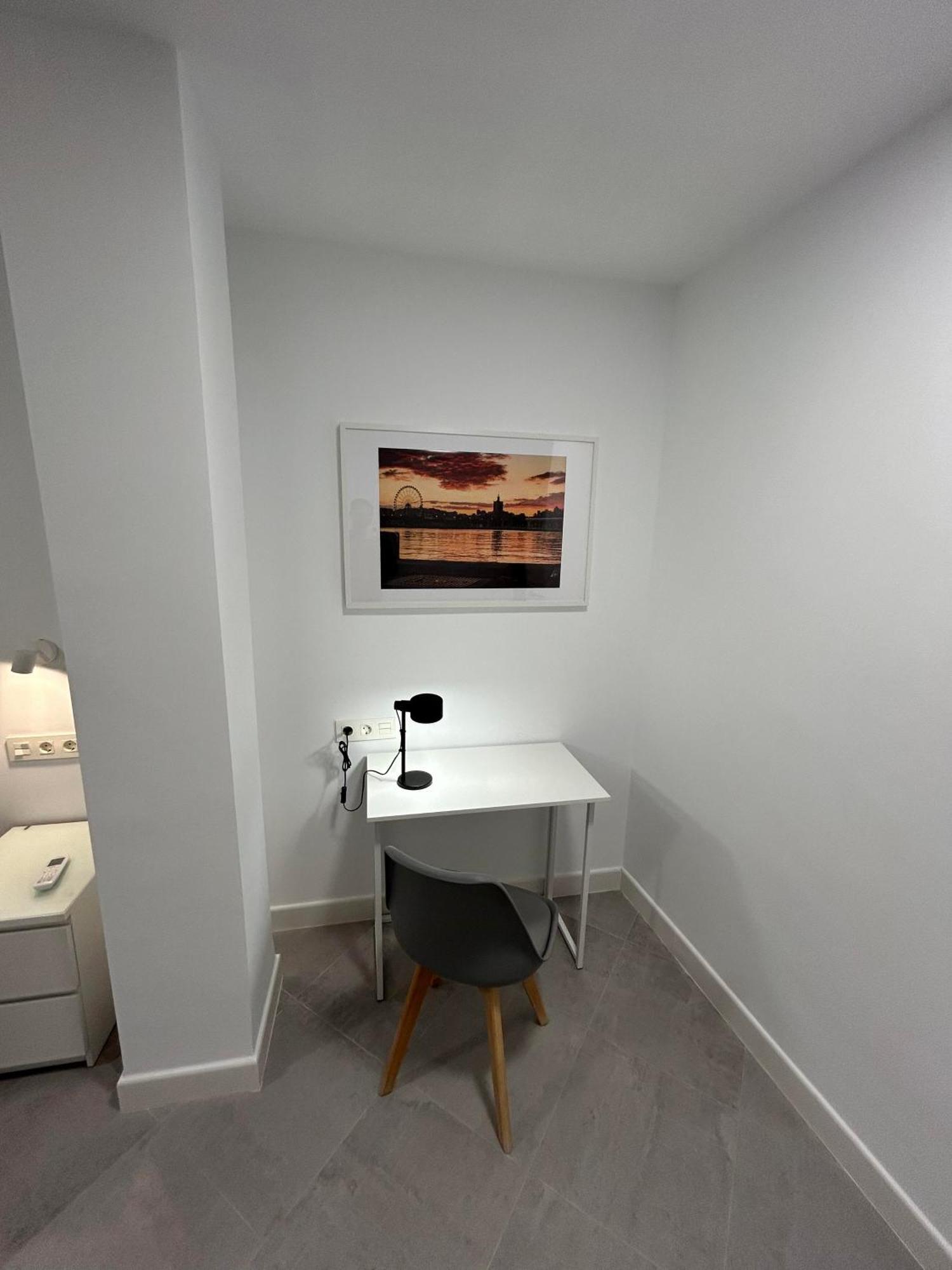 Amazing Center Apartment *