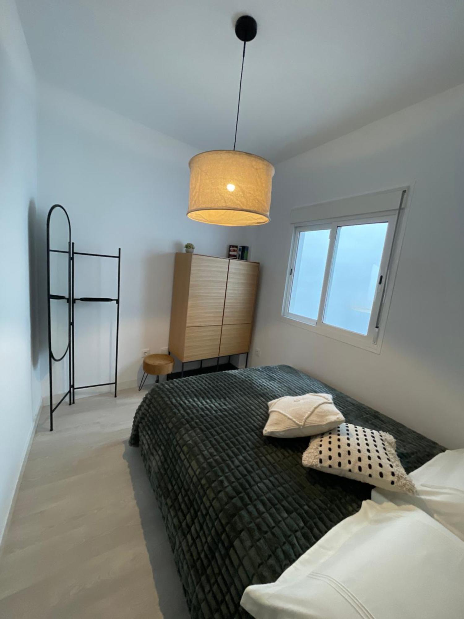 Apartment Historical Centre! Private Terrace & Gym-near Public Parking *