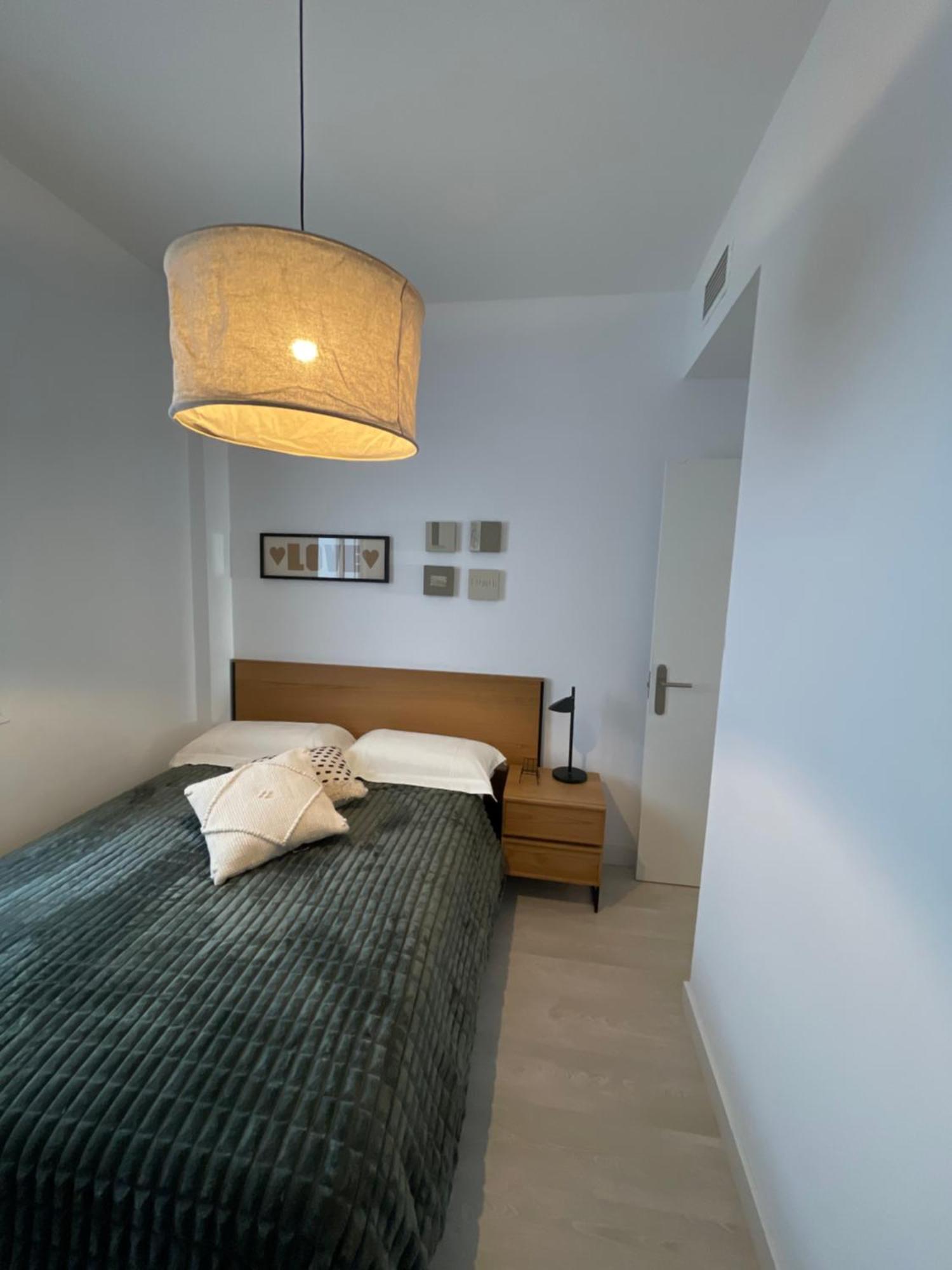 Apartment Historical Centre! Private Terrace & Gym-near Public Parking *