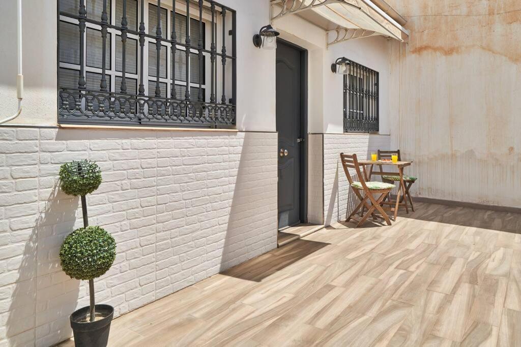 Seaside Charm In