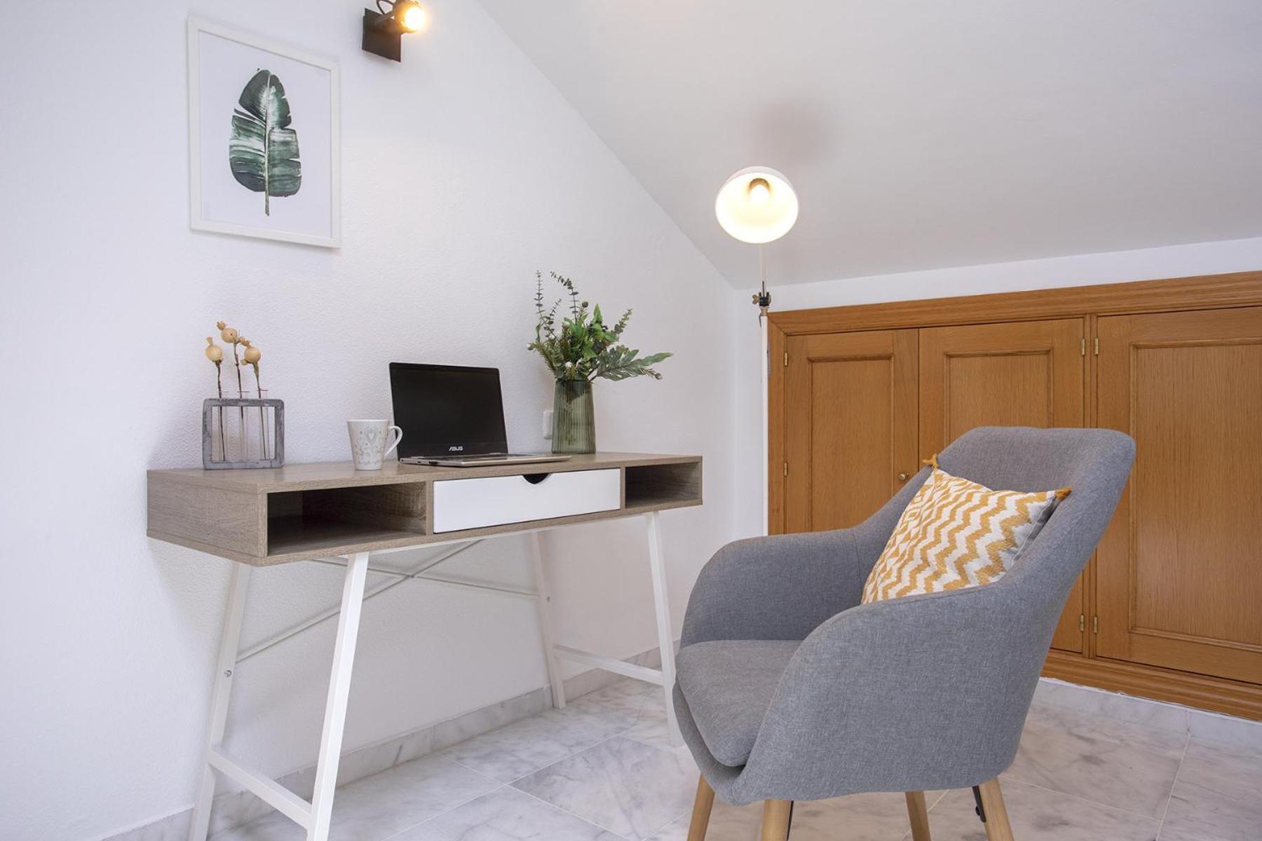 Apartment -malagasunapts-ayala33 Bus-train Station - Huelin