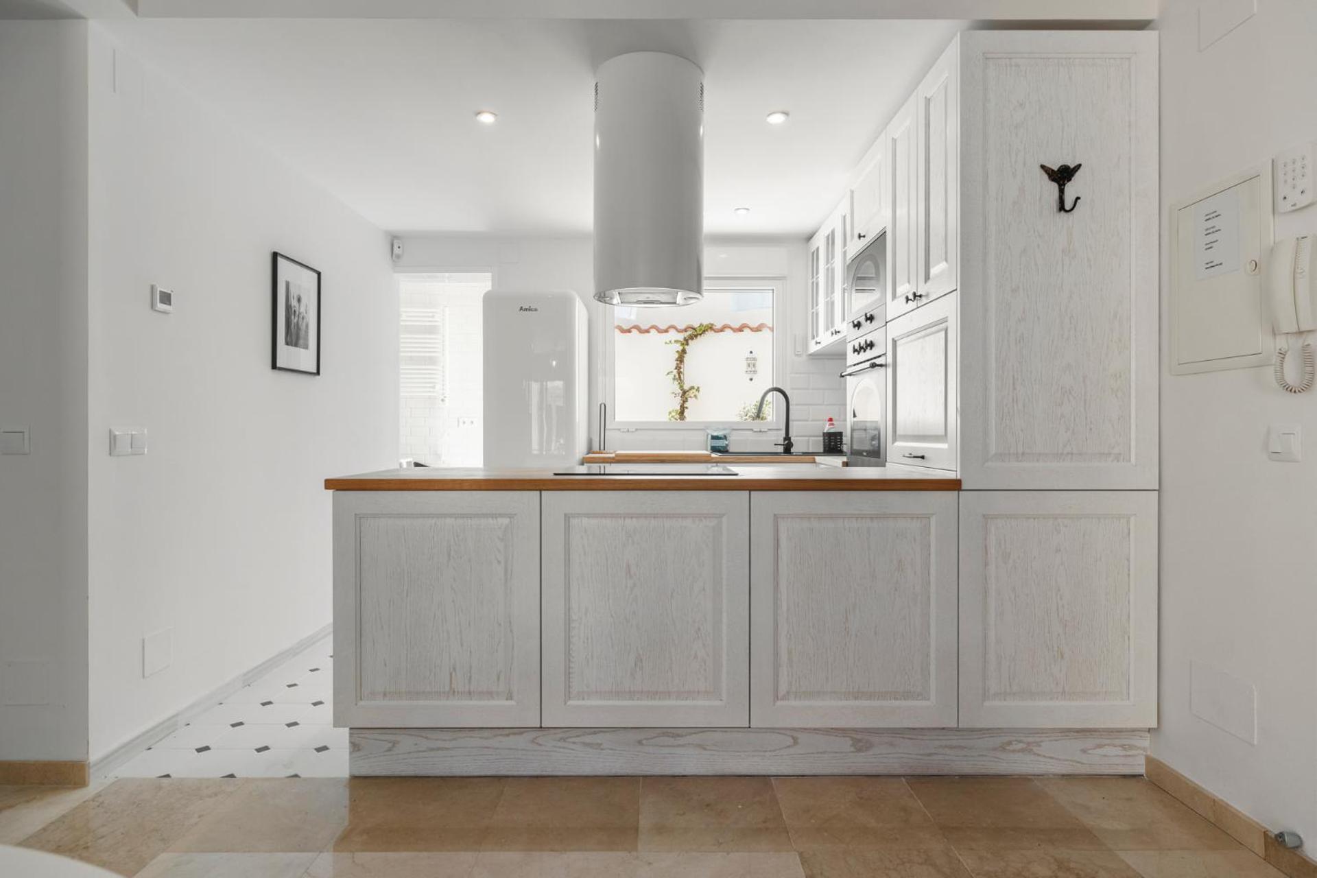 Stunning In Historic Center By Costarentals - Mal05 Apartment Malaga