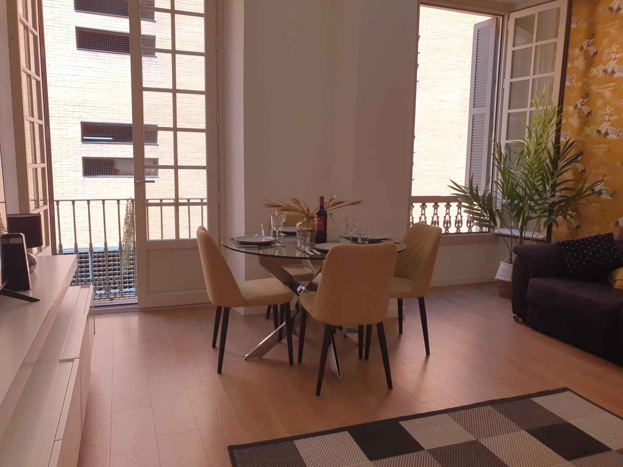Beautiful Historic Center Apt! * Malaga