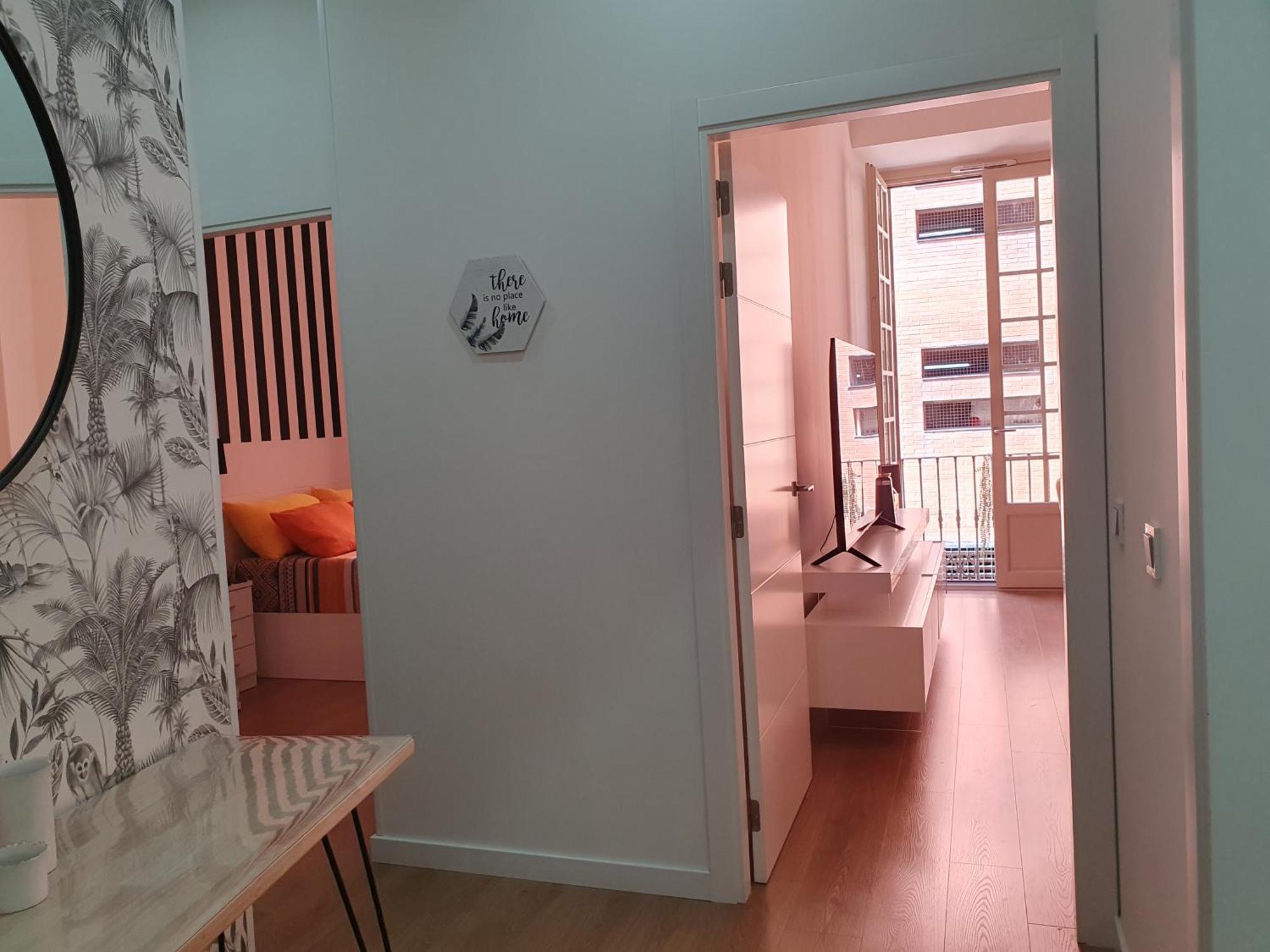 Beautiful Historic Center Apt! Malaga