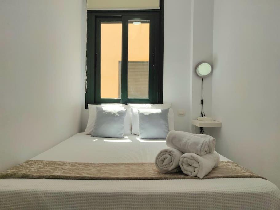 Estudio Con Gran Terraza Junto Al Centro Historico Apartment *