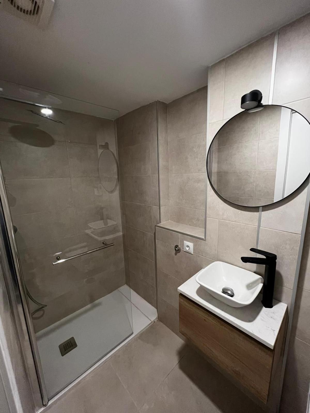 Cm Soho Apartment