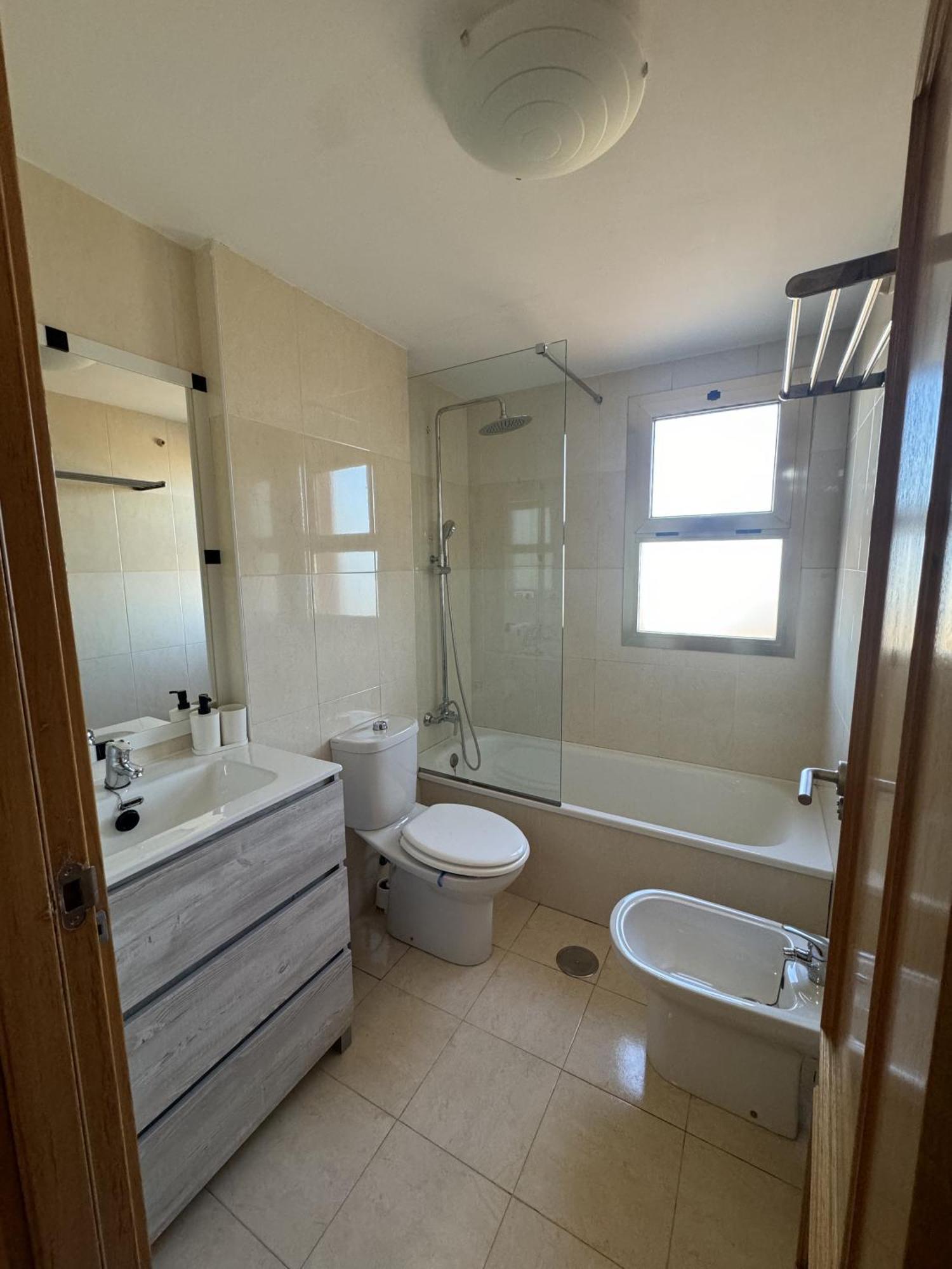 Apartamento Teatinos, Metro, Free Parking & Pool Apartment Malaga