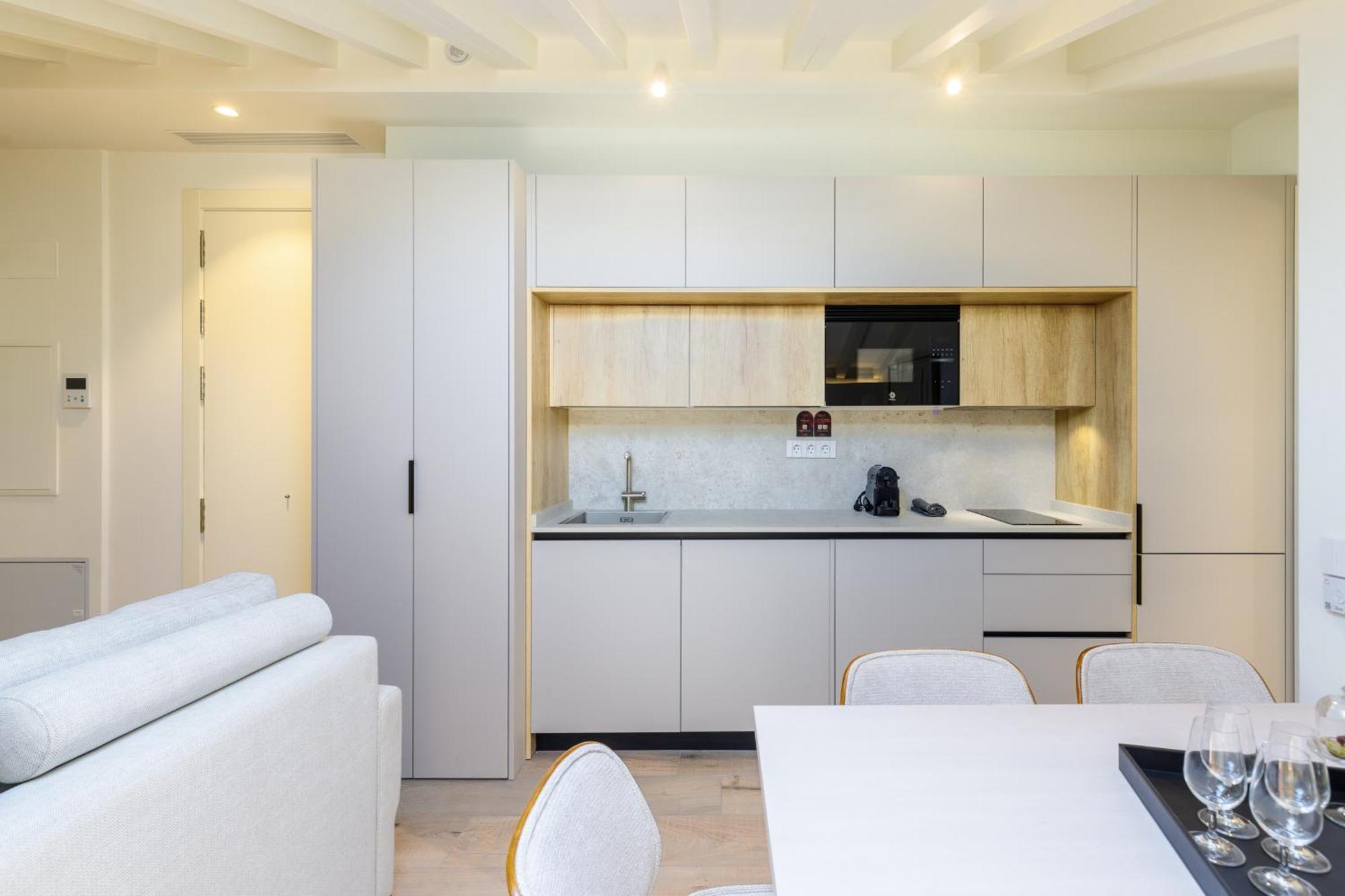 Marques De Velazquez Ii By Caleta Homes Malaga