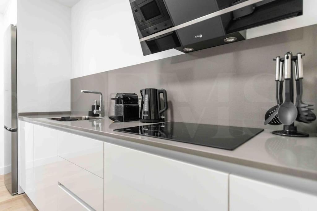 Apartment Bright And Modern By Rems Malaga