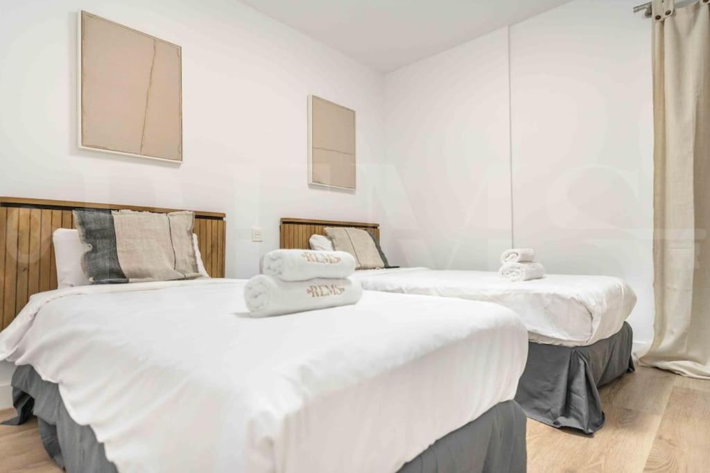 Apartment Bright And Modern By Rems Malaga