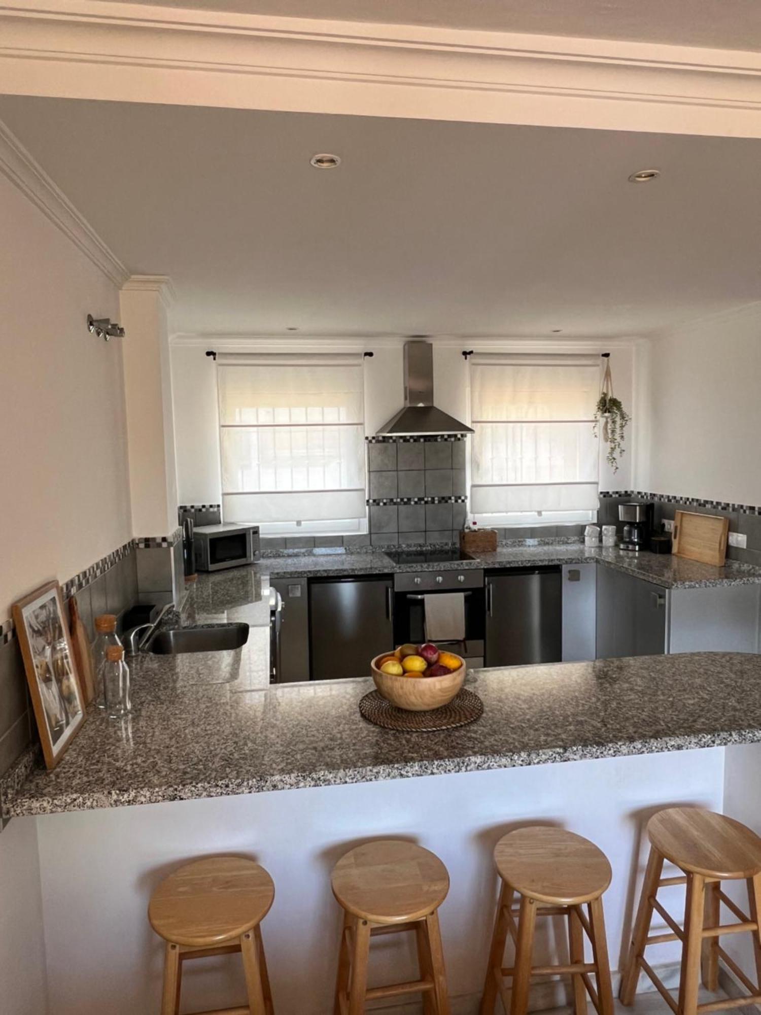 Apartamento Two Bedroom, Two Bathroom, Balcony, Pool Area, View