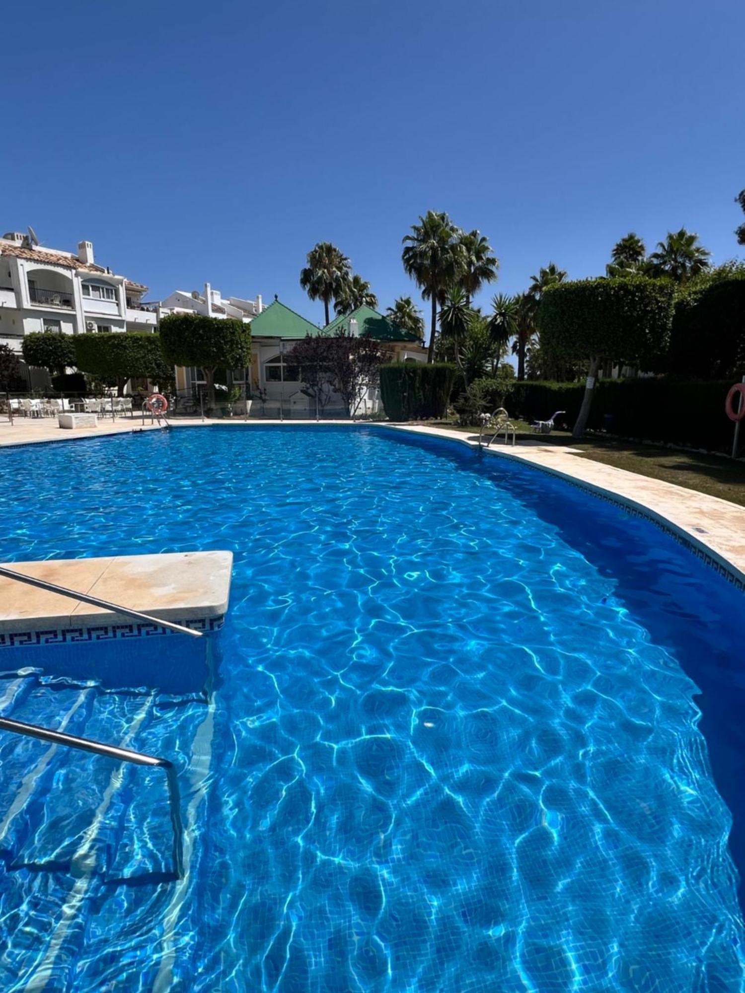 Two Bedroom, Two Bathroom, Balcony, Pool Area, View Apartamento Málaga