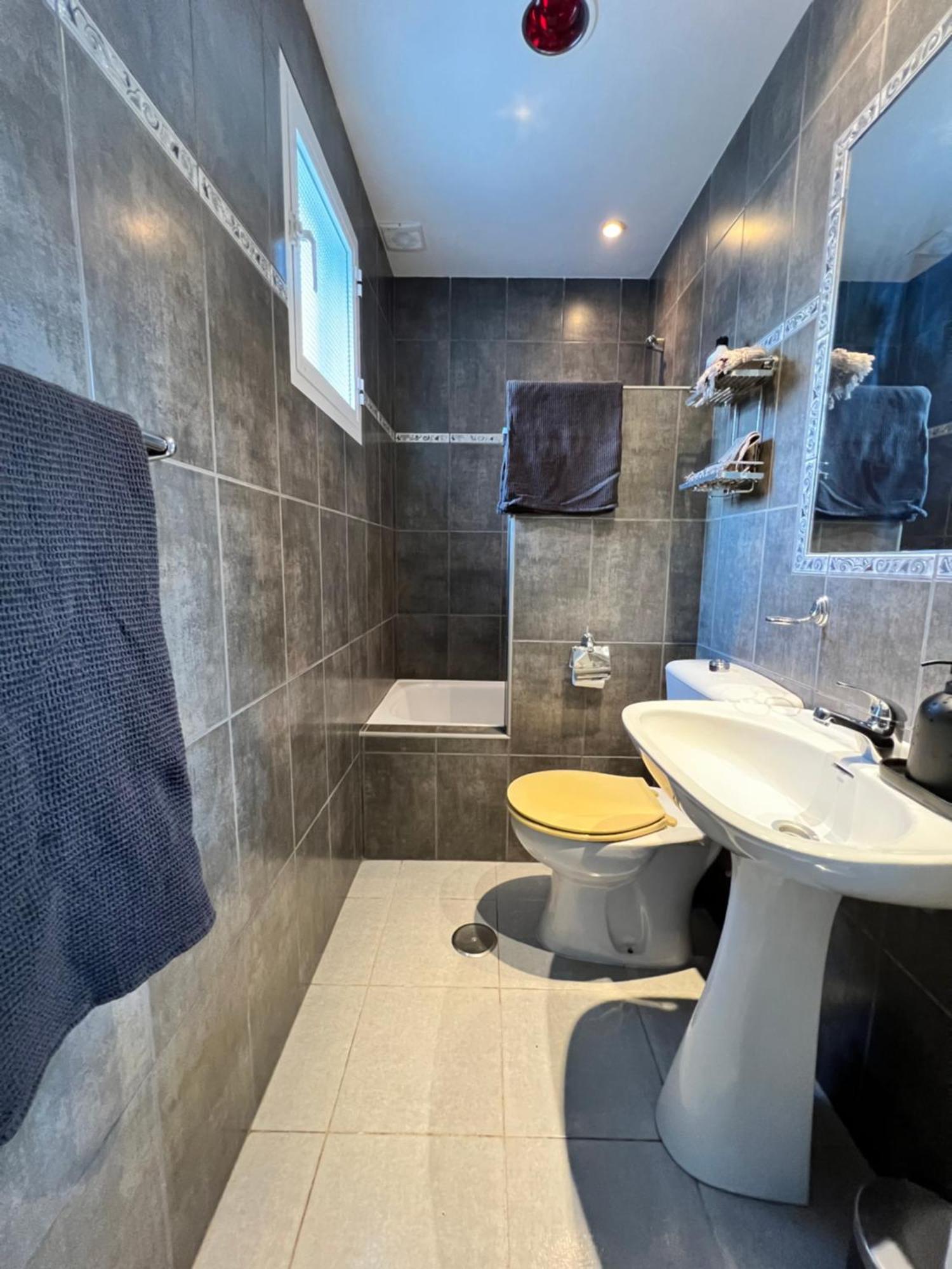 Two Bedroom, Two Bathroom, Balcony, Pool Area, View Apartamento Málaga