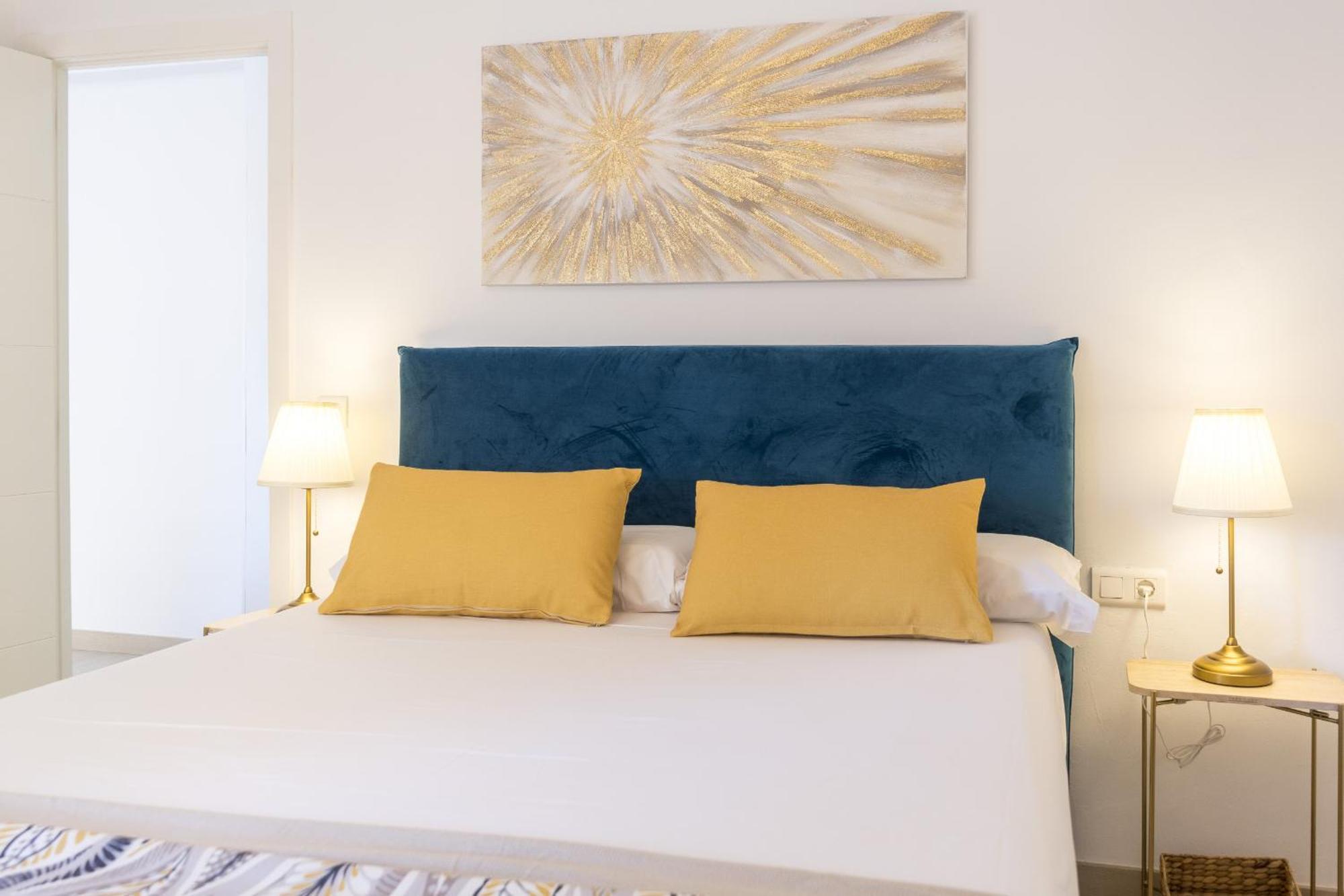 Two Bedroom Near Playa Del Palo By Sharingco * Malaga
