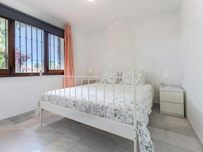 Faro's Marbella - Monte Paraiso Apartment *