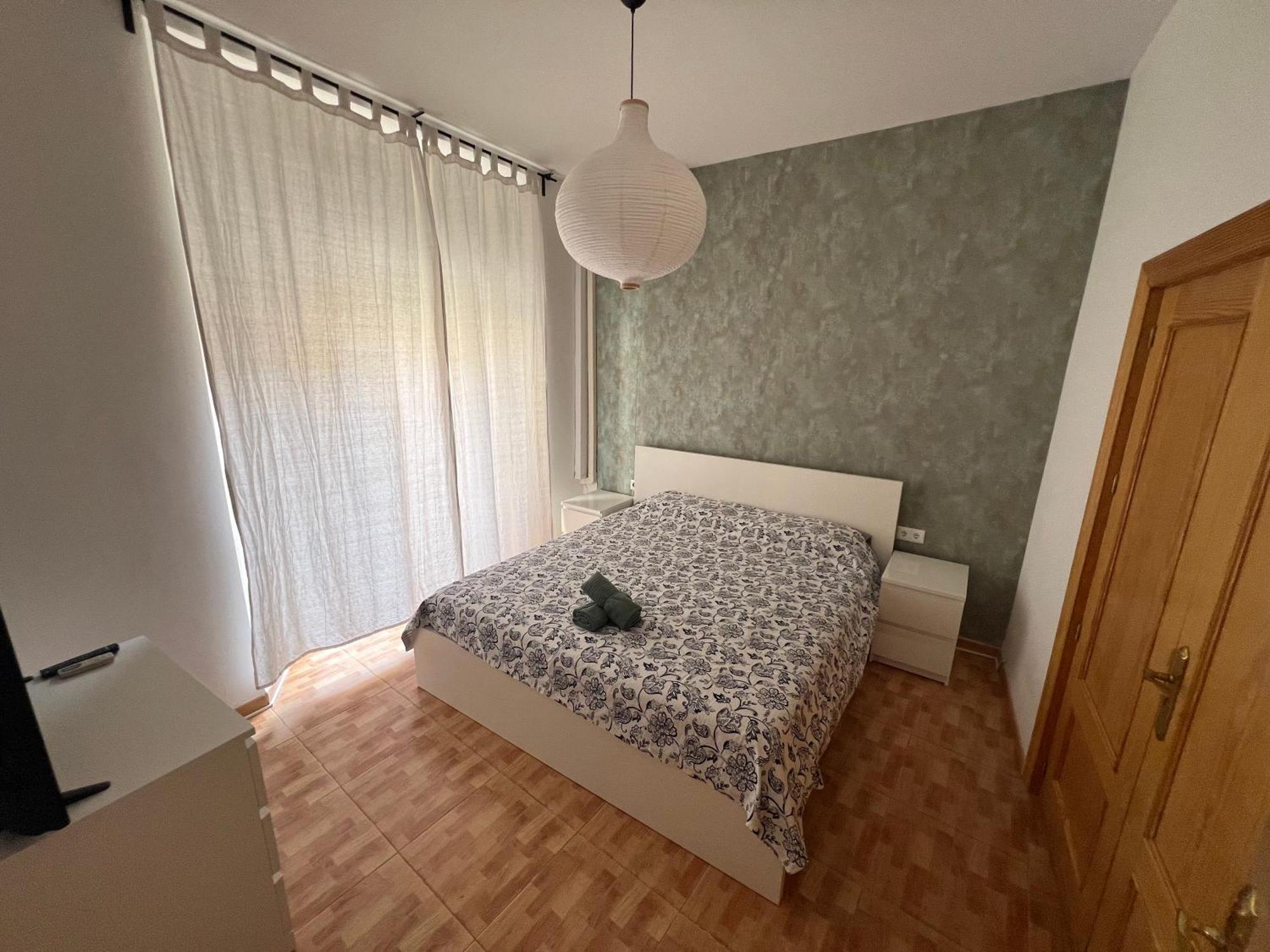 3 Bedrooms Apartment *