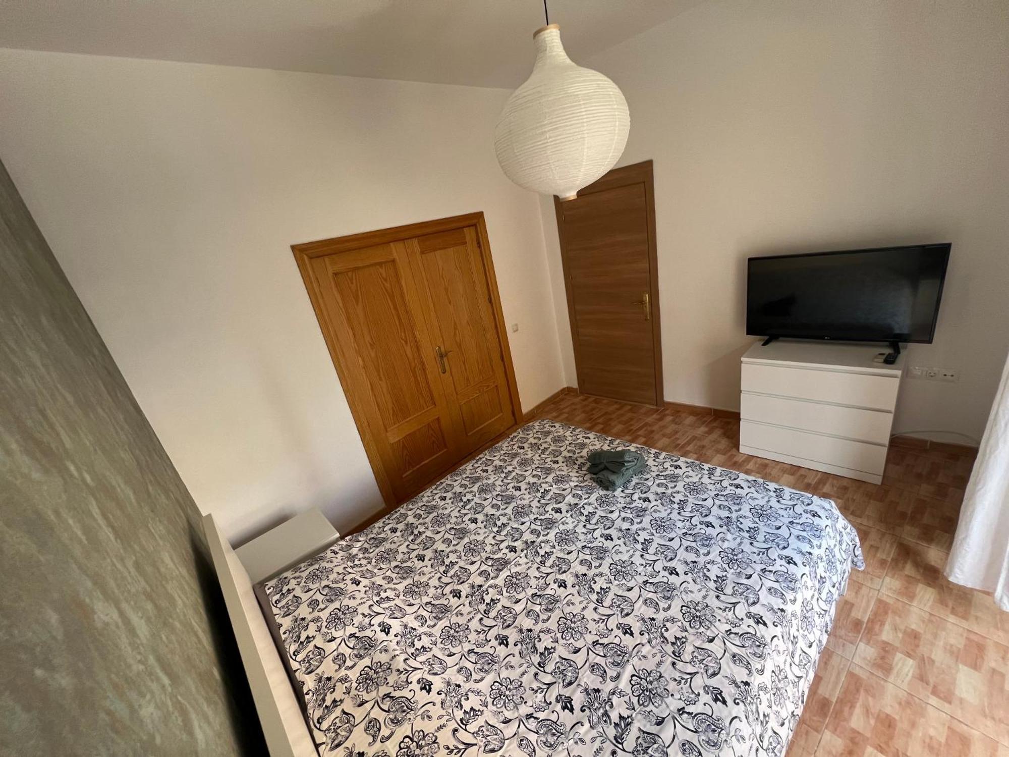 3 Bedrooms *