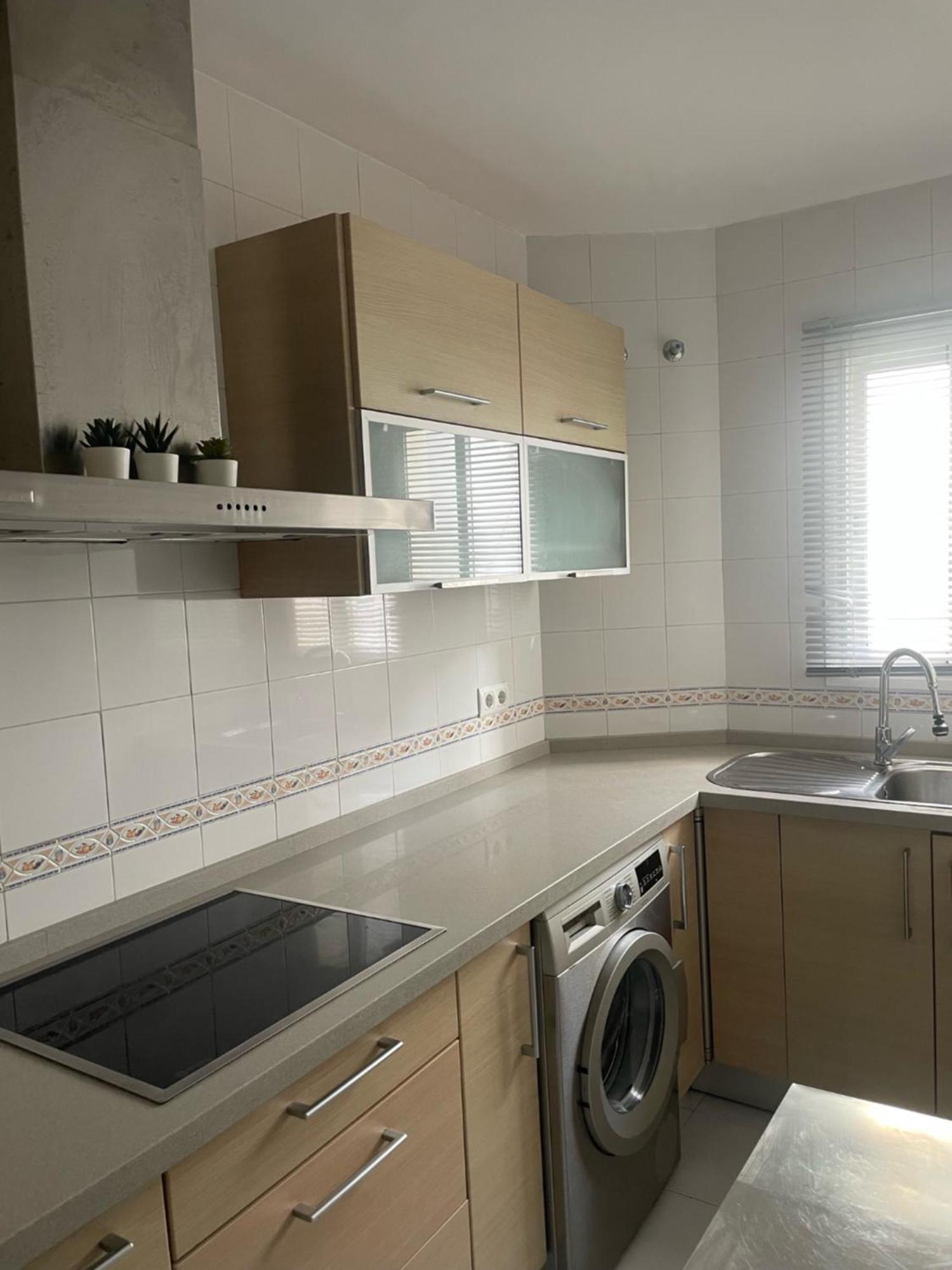Center Apartment *
