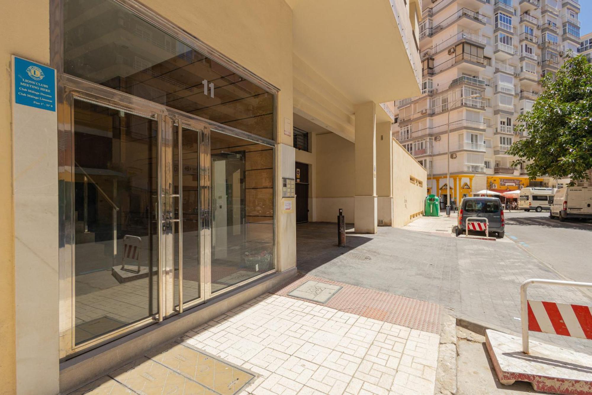 Apartment C18 Lovely In Malagueta Málaga